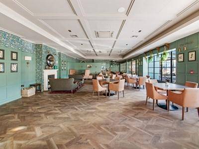 wentworth-garden-centre-red-cell-amtico-2