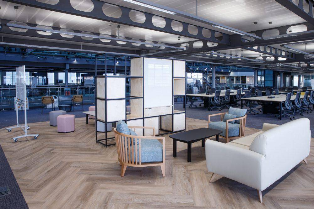 Flooring in offices TSJ