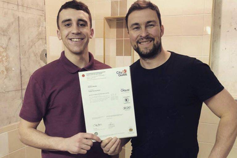 Edinburgh tiling instructor wins at commonwealth games TSJ