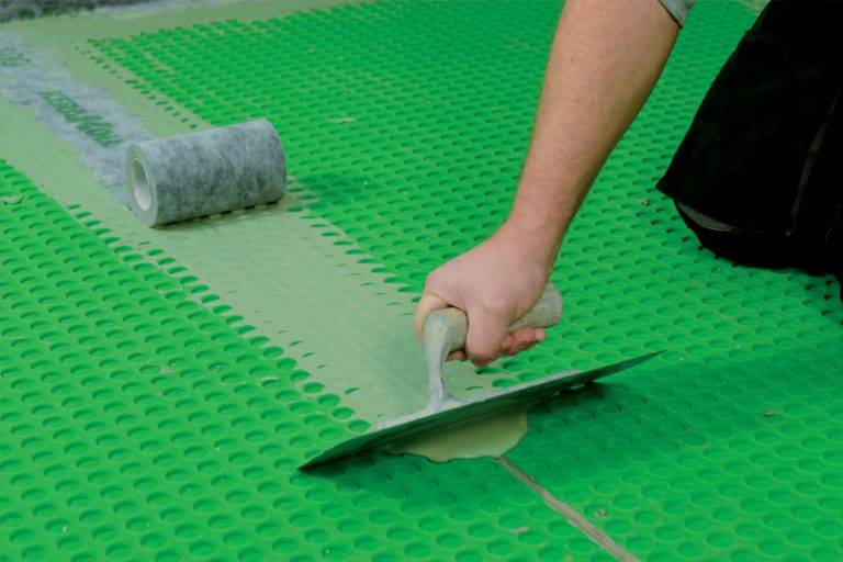 Tiling external surfaces with Kerakoll