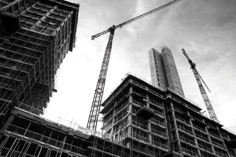 UK construction output decreased 1.7% in January