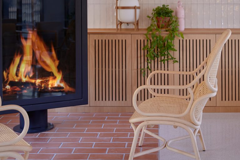 Senior co-living space fitted with APE Grupo tiles