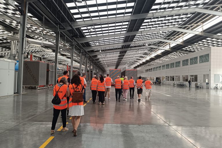 UK distributors tour Spanish factories