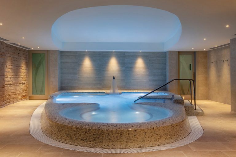 Mapei provides a polishedfinish at St Andrew’s historic Old Course Hotel