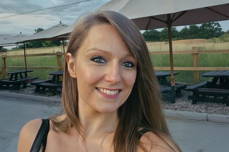 Protecting moisture-sensitive natural stone: Why sealing and fast-set adhesives matter