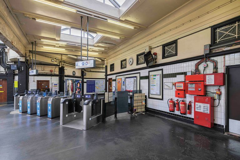 Mapei tiling system just the ticket at Edgware Road underground station