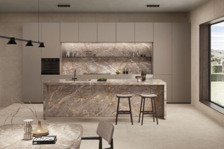 Large format tiles: what are they?