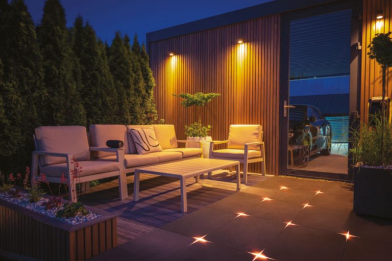 SOLIDOR launches LUMISOL: ‘The world’s first illuminated terrace pedestal’ at CERSAIE 2025
